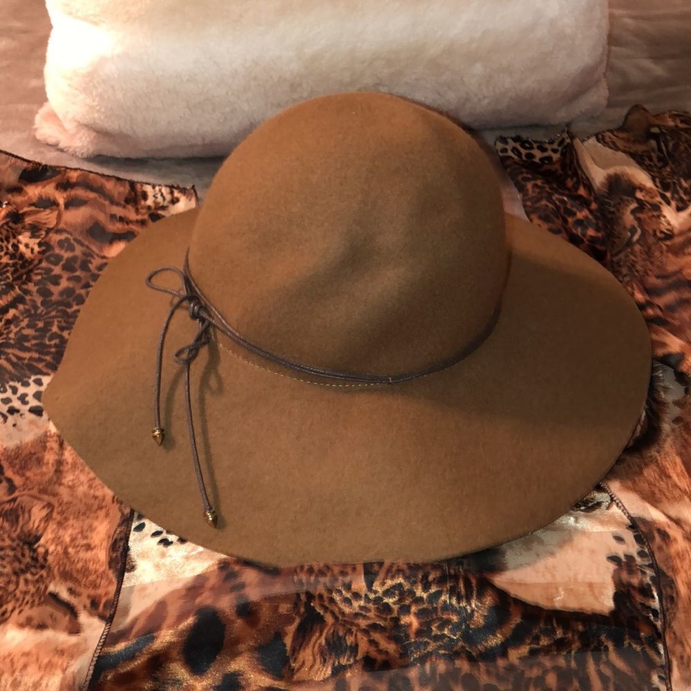 Wool Felt Brown Floppy Wide Brim Hat with waxed braided tie and brass charms - Picture 4 of 9
